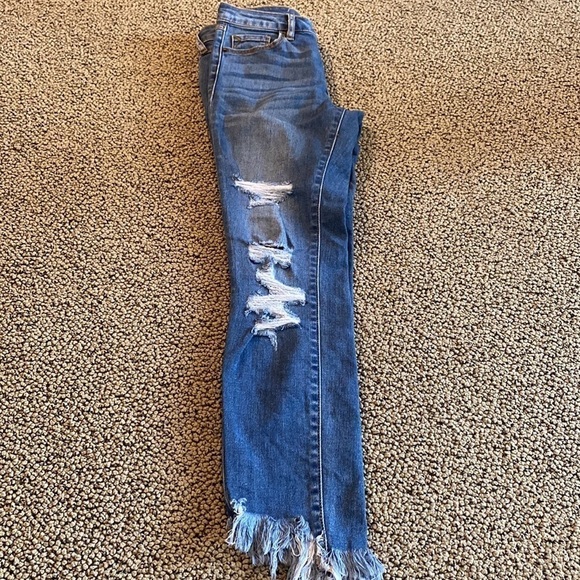 Hidden Distressed Skinny Blue Jeans Size 26 in Like New Condition - Picture 4 of 12